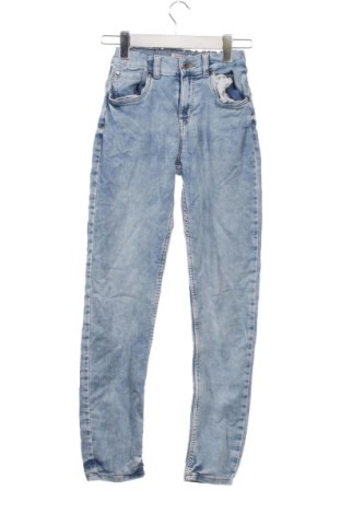 Детски дънки Lindex, Размер 12-13y/ 158-164 см, Цвят Син, Цена 8,00 €, #137029250