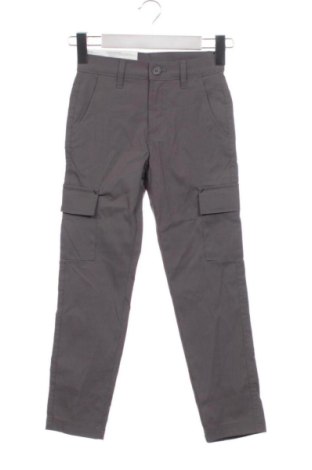 Kinderhose Unbranded, Größe 6-7y/ 122-128 cm, Farbe Grau, Preis € 13,15, #137066067