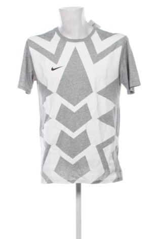 Мъжка тениска Nike, Размер L, Цвят Многоцветен, Цена 13,77 €, #136990123