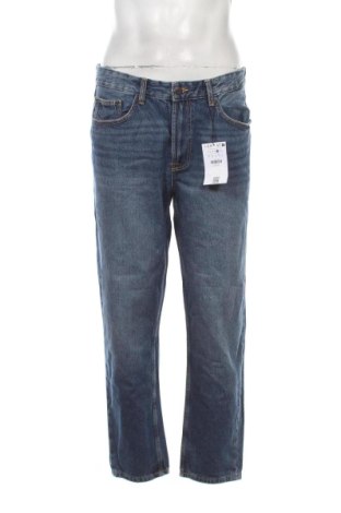 Ανδρικό τζίν Bershka, Μέγεθος L, Χρώμα Μπλέ, Τιμή 24,00 €, #137078675