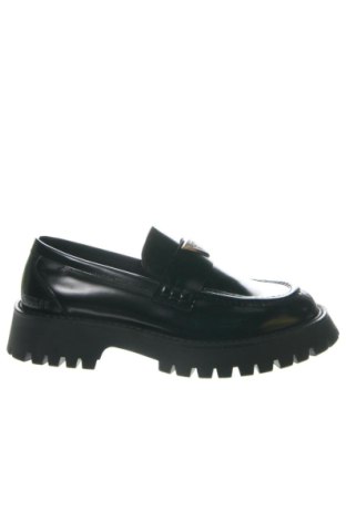 Мъжки обувки Guess, Размер 43, Цвят Черен, Цена 101,23 €, #137056917