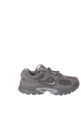 Мъжки обувки Nike, Размер 42, Цвят Многоцветен, Цена 104,81 €, #137054953
