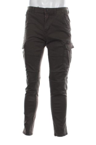 Pantaloni de bărbați Reserved, Mărime M, Culoare Verde, Preț 65,00 Lei, #137040914