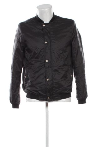 Geacă de bărbati Pull&Bear, Mărime M, Culoare Negru, Preț 100,00 Lei, #137036653