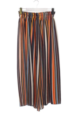 Пола - панталон Bershka, Размер XXS, Цвят Многоцветен, Цена 11,75 €, #136920158