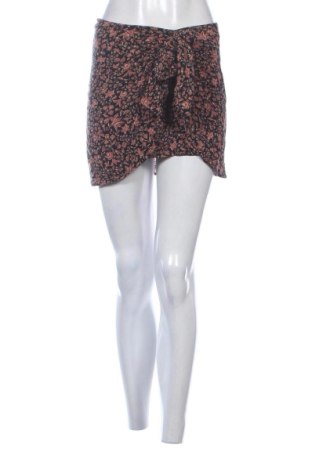Пола Pull&Bear, Размер M, Цвят Многоцветен, Цена 5,91 €, #136998812