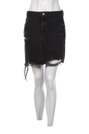 Sukně Bershka, Velikost M, Barva Černá, Cena  249,00 Kč, #137067057