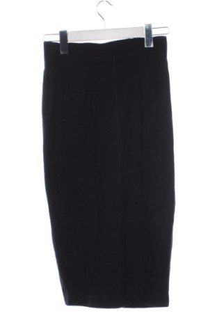 Пола Guess, Размер XS, Цвят Черен, Цена 37,96 €, #137099832