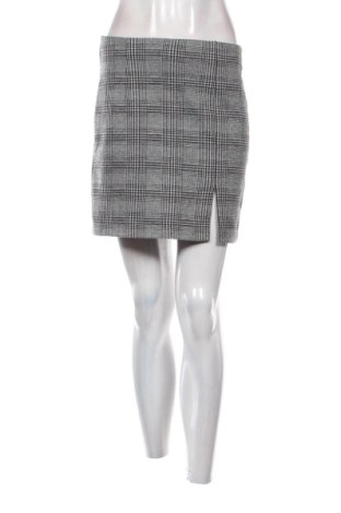 Rock Stradivarius, Größe M, Farbe Mehrfarbig, Preis 7,00 €, #137058539
