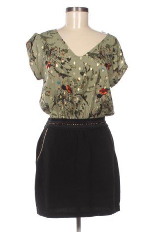 Rochie Vie Ta Vie, Mărime M, Culoare Multicolor, Preț 73,49 Lei, #137013290
