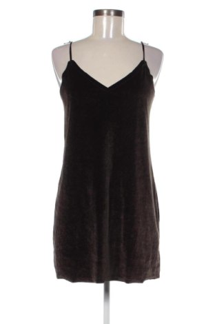Sukienka Pull&Bear, Rozmiar M, Kolor Brązowy, Cena 42,34 zł, #137017125