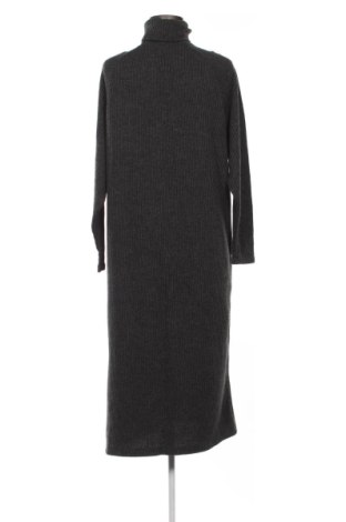 Φόρεμα Reserved, Μέγεθος M, Χρώμα Γκρί, Τιμή 8,00 €, #137043024