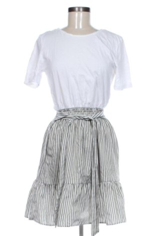 Rochie Unbranded, Mărime M, Culoare Multicolor, Preț 83,99 Lei, #137049225