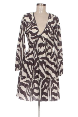 Šaty  H&M, Veľkosť L, Farba Viacfarebná, Cena  22,95 €, #137059042