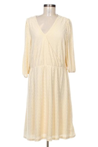 Kleid Unbranded, Größe XL, Farbe Ecru, Preis 23,99 €, #137060923