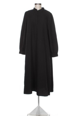 Рокля SHEIN, Размер XL, Цвят Черен, Цена 16,36 €, #137062300