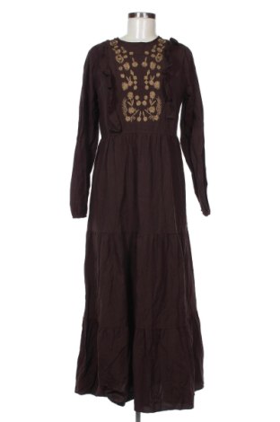 Рокля Trendyol, Размер M, Цвят Кафяв, Цена 22,49 €, #137064649