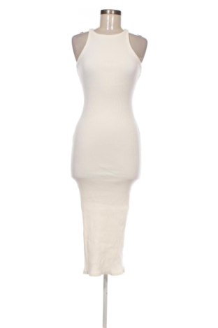 Рокля Bershka, Размер M, Цвят Екрю, Цена 16,00 €, #137072593