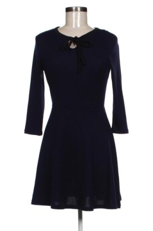 Φόρεμα H&M, Μέγεθος M, Χρώμα Μπλέ, Τιμή 11,43 €, #137076168