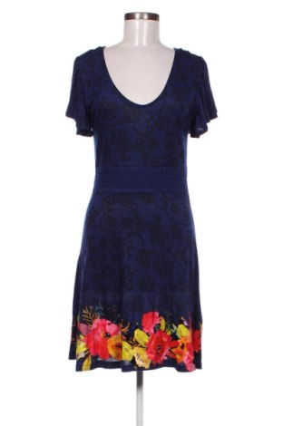 Рокля Desigual, Размер M, Цвят Многоцветен, Цена 43,53 €, #137085239