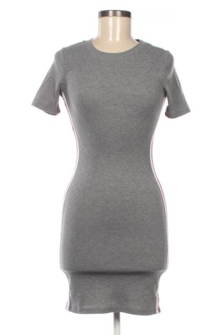 Рокля H&M, Размер XS, Цвят Сив, Цена 8,18 €, #137091125