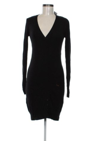 Sukienka Guess, Rozmiar M, Kolor Czarny, Cena 182,99 zł, #137103512