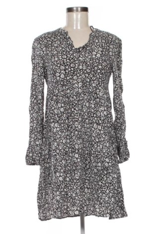 Rochie C&A, Mărime M, Culoare Multicolor, Preț 80,18 Lei, #137111879