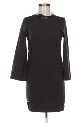 Sukienka Massimo Dutti, Rozmiar XS, Kolor Czarny, Cena 143,99 zł, #137116063