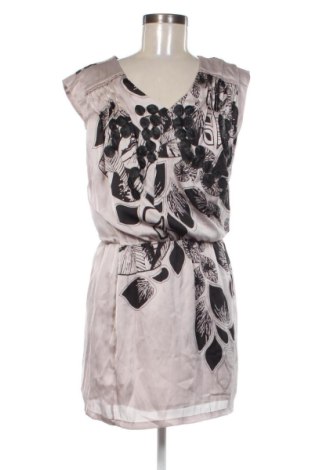 Šaty  Vero Moda, Veľkosť M, Farba Viacfarebná, Cena  10,00 €, #137130421