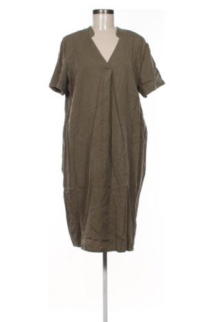 Rochie C&A, Mărime L, Culoare Verde, Preț 89,23 Lei, #137142275