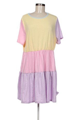 Rochie SHEIN, Mărime XL, Culoare Multicolor, Preț 80,99 Lei, #137146840