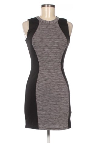 Rochie H&M, Mărime M, Culoare Multicolor, Preț 89,23 Lei, #137152239