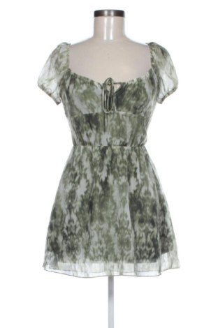 Šaty  Bershka, Veľkosť S, Farba Zelená, Cena  7,62 €, #137153067