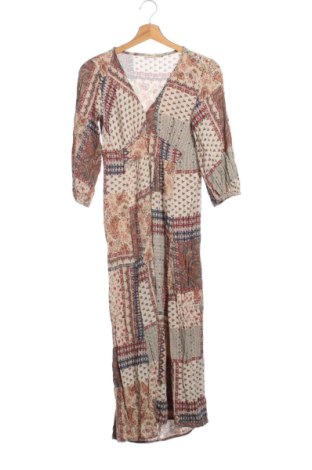 Rochie Pull&Bear, Mărime M, Culoare Multicolor, Preț 121,57 Lei, #137031331