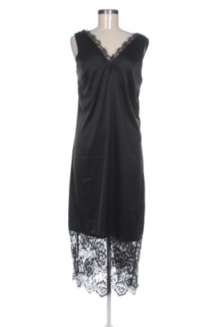 Kleid SHEIN, Größe M, Farbe Schwarz, Preis 22,00 €, #137104460