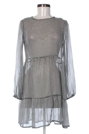 Рокля Stradivarius, Размер M, Цвят Многоцветен, Цена 37,40 €, #137123958