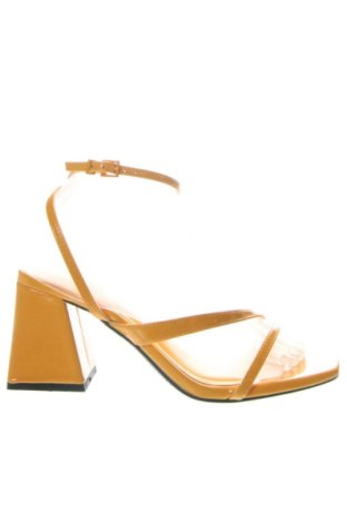 Sandale Bershka, Mărime 38, Culoare Galben, Preț 120,73 Lei, #137049387