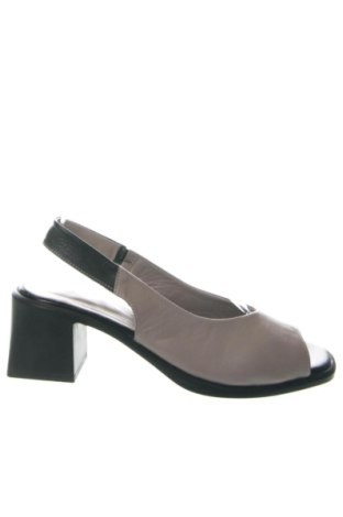 Σανδάλια Clarks, Μέγεθος 38, Χρώμα  Μπέζ, Τιμή 72,00 €, #137095330