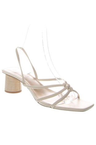 Сандали H&M, Размер 42, Цвят Бежов, Цена 27,40 €, #137097700