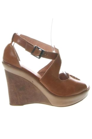 Σανδάλια Lasocki, Μέγεθος 38, Χρώμα Καφέ, Τιμή 36,18 €, #137085807