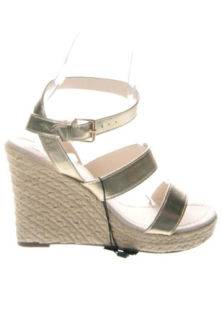 Sandalen ONLY, Größe 40, Farbe Golden, Preis 31,99 €, #137105937