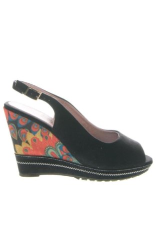Sandale Refresh, Mărime 38, Culoare Negru, Preț 262,45 Lei, #137020160