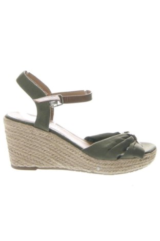 Sandalen Tom Tailor, Größe 40, Farbe Gelb, Preis 25,00 €, #137070279