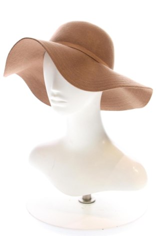 Căciulă F&F, Culoare Maro, Preț 47,24 Lei, #137028201