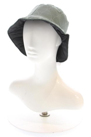 Căciulă Tally Weijl, Culoare Multicolor, Preț 61,99 Lei, #136986785