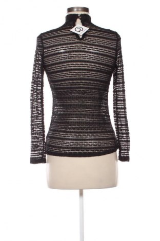 Dámska blúza B.Young, Veľkosť S, Farba Čierna, Cena  1,95 €