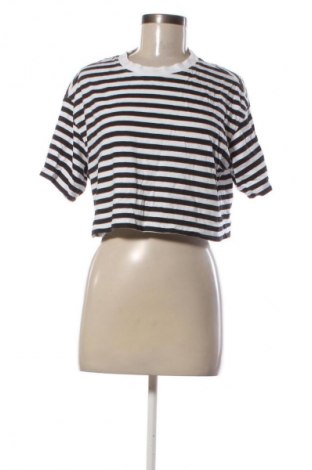 Γυναικεία μπλούζα FSBN, Μέγεθος M, Χρώμα Πολύχρωμο, Τιμή 2,99 €