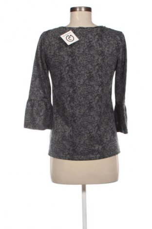 Dámská halenka Gina, Velikost M, Barva Vícebarevné, Cena  49,00 Kč