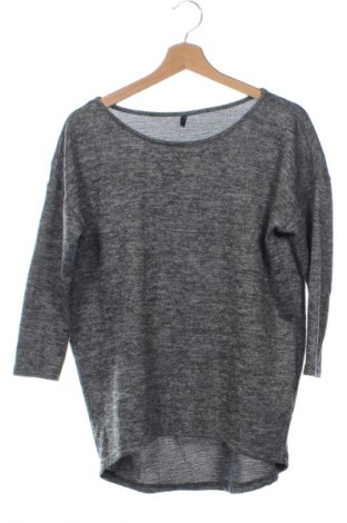 Γυναικεία μπλούζα ONLY, Μέγεθος XS, Χρώμα Γκρί, Τιμή 1,99 €