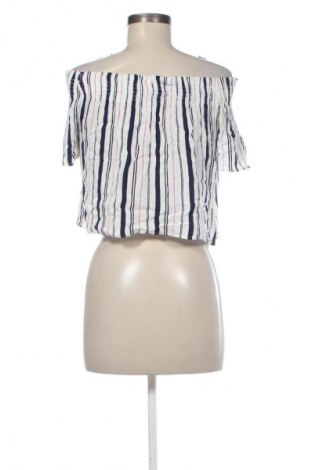 Damen Shirt Pull&Bear, Größe M, Farbe Mehrfarbig, Preis € 1,99